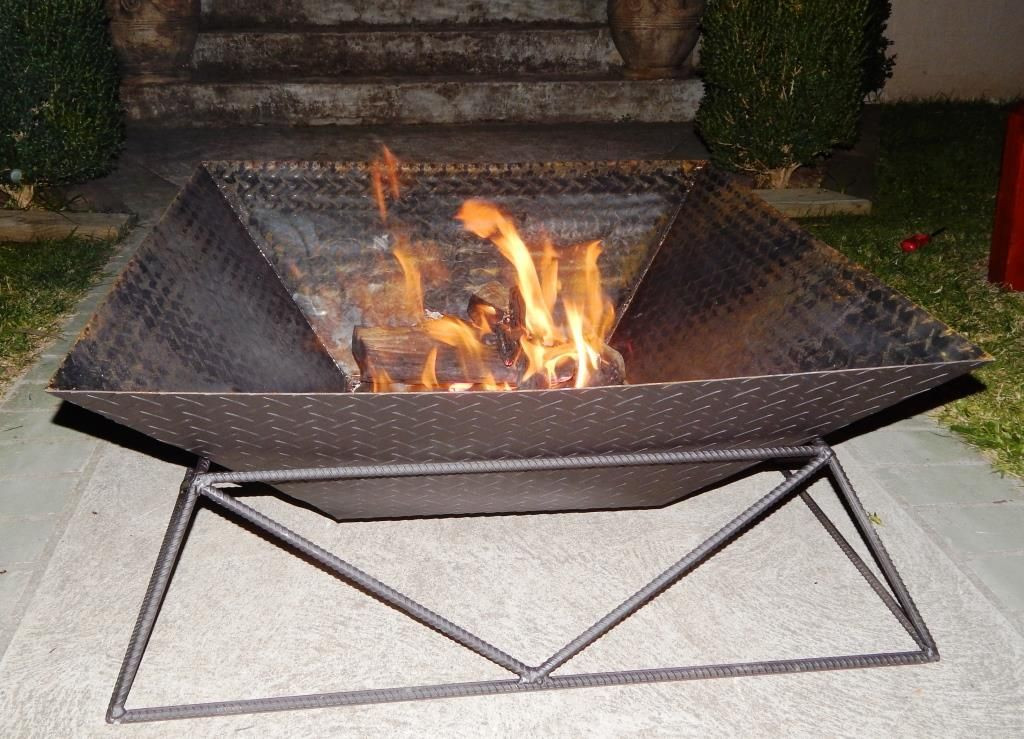 Outdoor Metal Fire Pit
 How to Make a Cool Steel Fire Pit for Your Back Yard or
