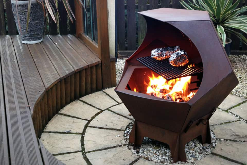 Outdoor Metal Fire Pit
 35 Metal Fire Pit Designs and Outdoor Setting Ideas