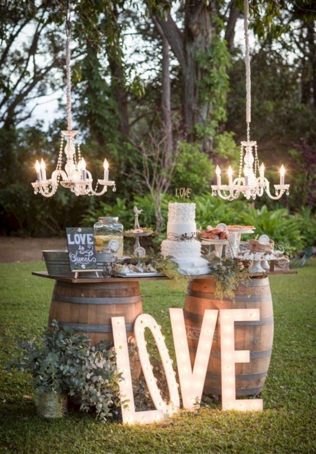 Outdoor Wedding Themes Summer
 Summer Outdoor Wedding Decorations Ideas 131 – OOSILE