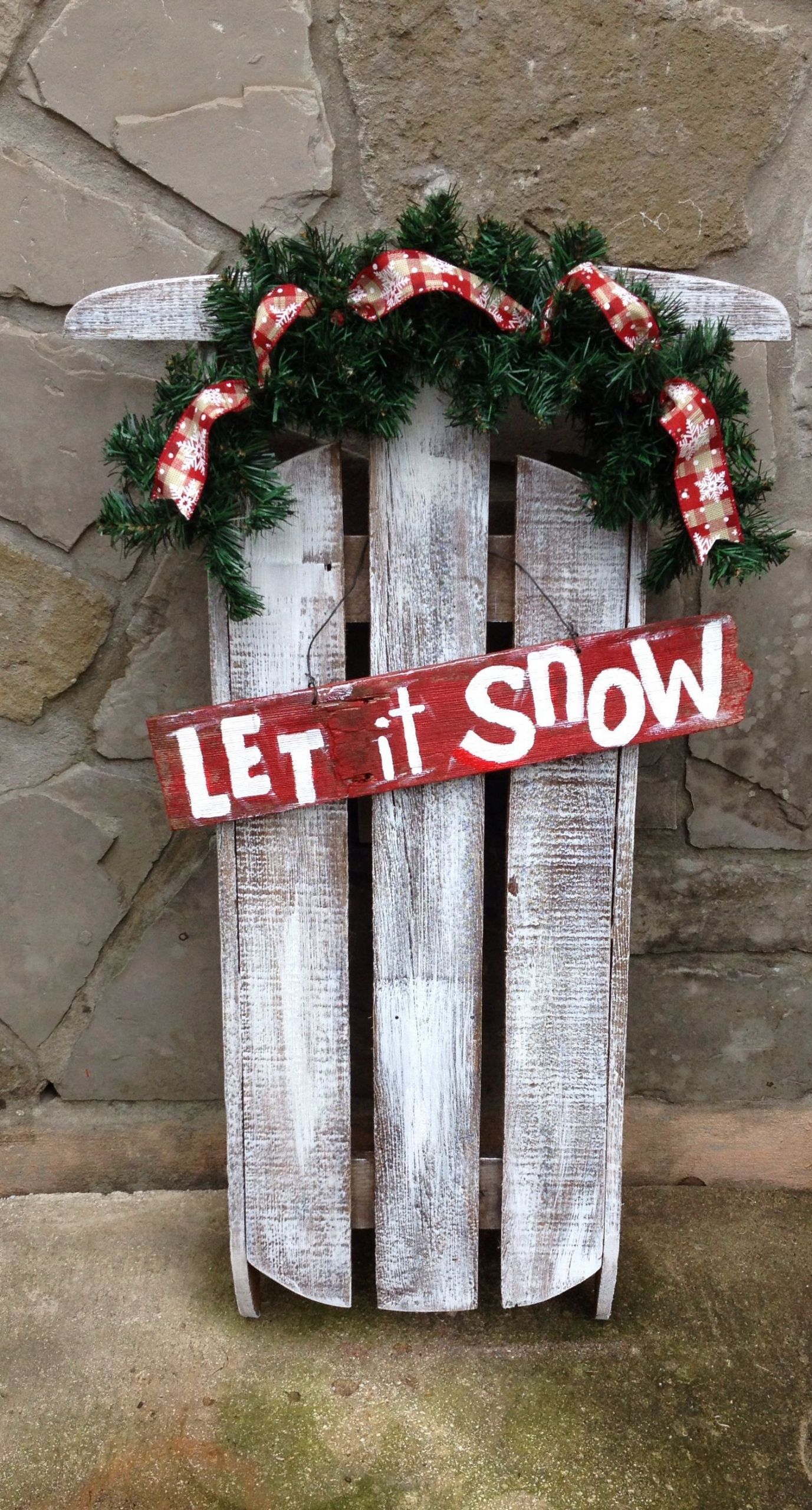 Outdoor Wood Crafts
 Porch sled w o lights … wood pallets