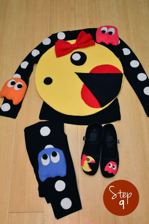 Pacman Costume DIY
 Pin on Halloween