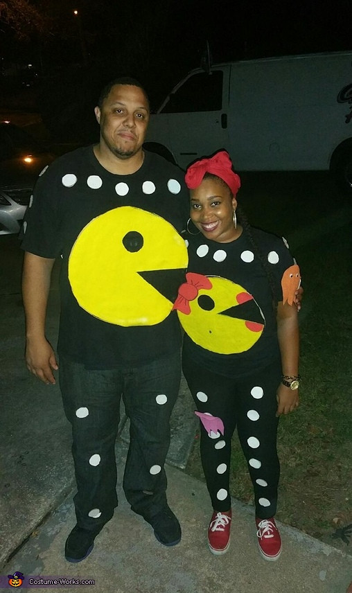 Pacman Costume DIY
 Pac Man Love Couple Costume