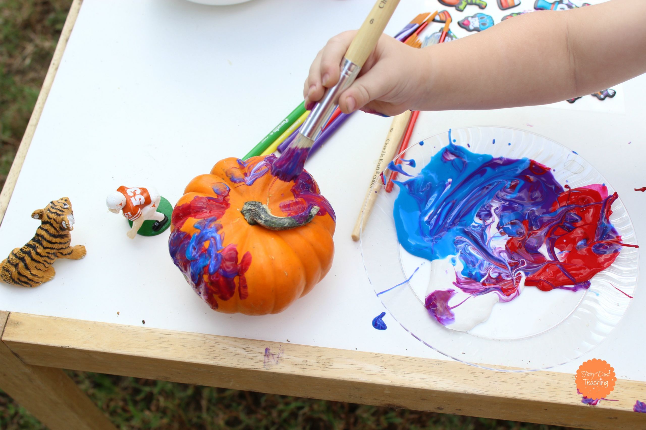 Painting Craft Ideas For Toddlers
 Toddler Tales Pumpkin Painting Fairy Dust Teaching