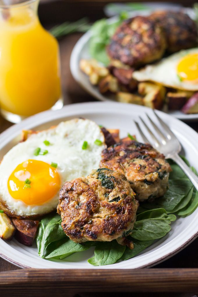 Paleo Chicken Sausage Recipes
 Homemade Chicken Sausage with Spinach and ions Whole30