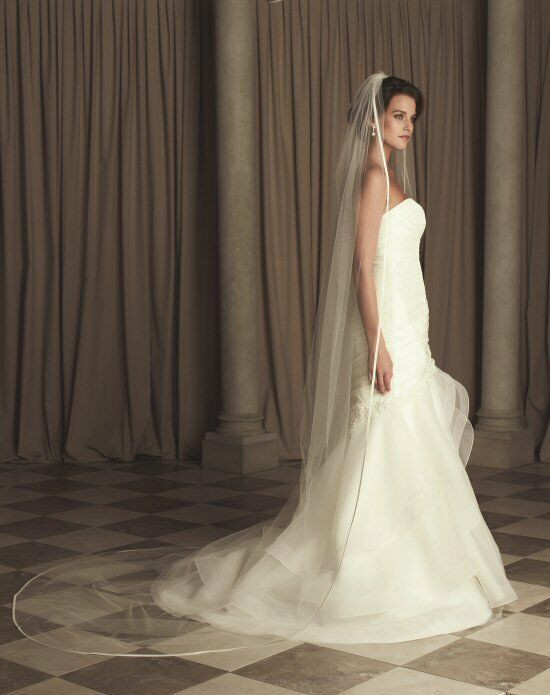 Paloma Blanca Wedding Veils
 Paloma Blanca Veils Collection V444CT Wedding Veil