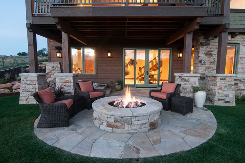 Patio Designs With Fire Pit
 Best Outdoor Fire Pit Ideas to Have the Ultimate Backyard
