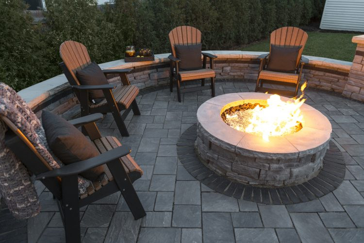 Paver Patio With Fire Pit
 Choosing the Right Paver for a Fire Pit Area in Providence