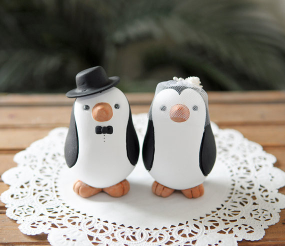 Penguin Wedding Cake Topper
 Unxia Penguin Wedding Cake Topper