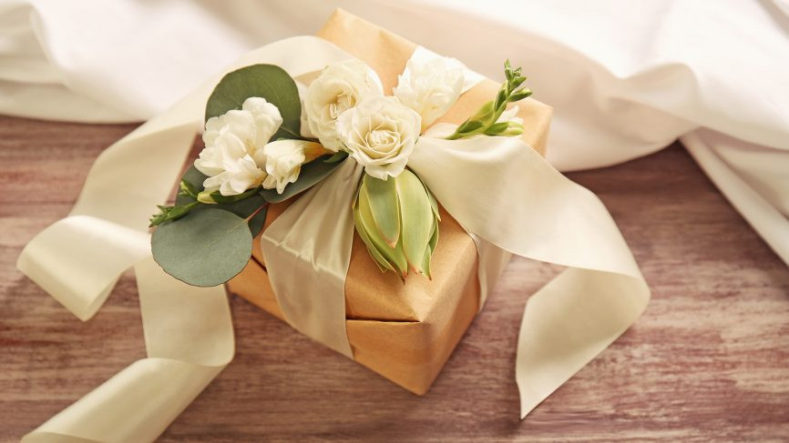 Perfect Wedding Gifts
 How to pick the perfect wedding t
