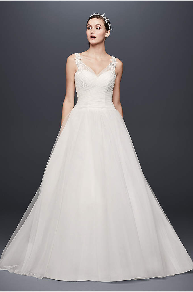 Pics Of Wedding Dresses
 Swiss Dot Tulle Empire Waist Soft Wedding Gown Davids Bridal