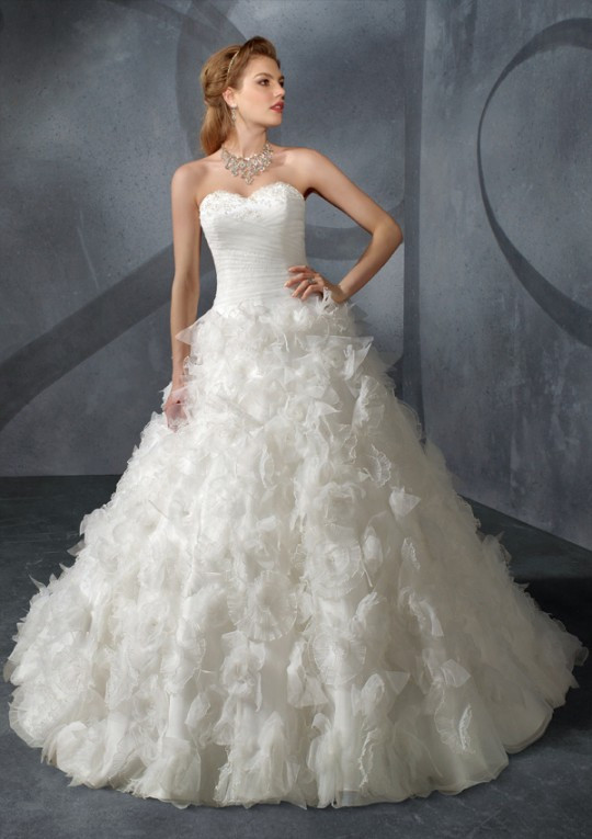 Pictures Of Wedding Gowns
 Inner Peace In Your Life The Most Beautiful Wedding Dress