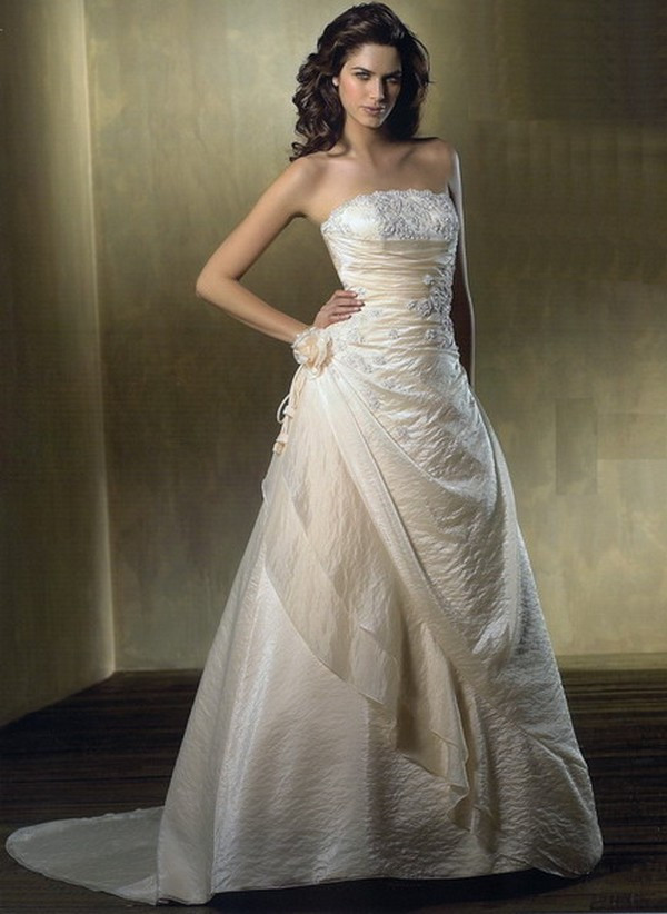 Pictures Of Wedding Gowns
 Simple Bridal Wedding Gowns