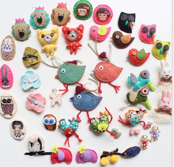 Pins Handmade
 2019 BABY Pins Cartoon Girl Brooch Handmade Cloth Brooches