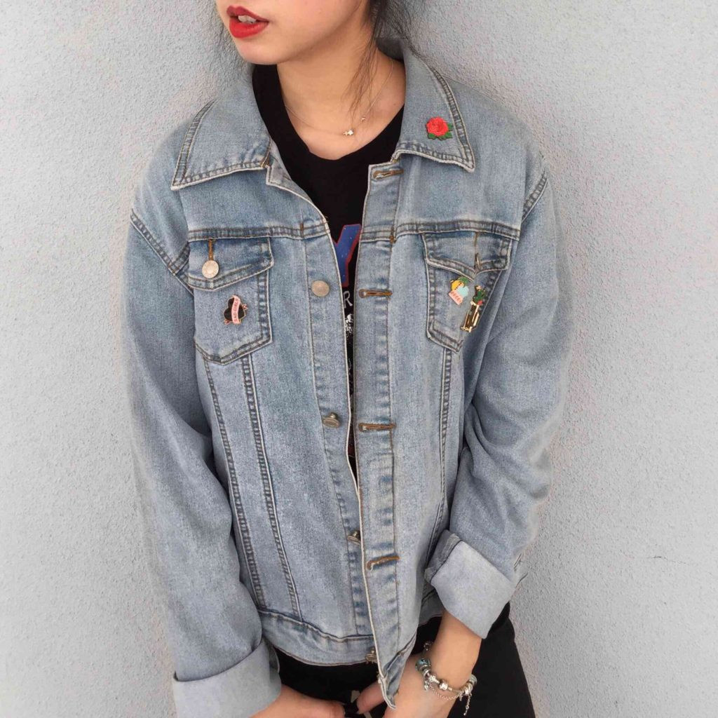 Pins On Denim Jacket
 Chic Road Trip Outfit