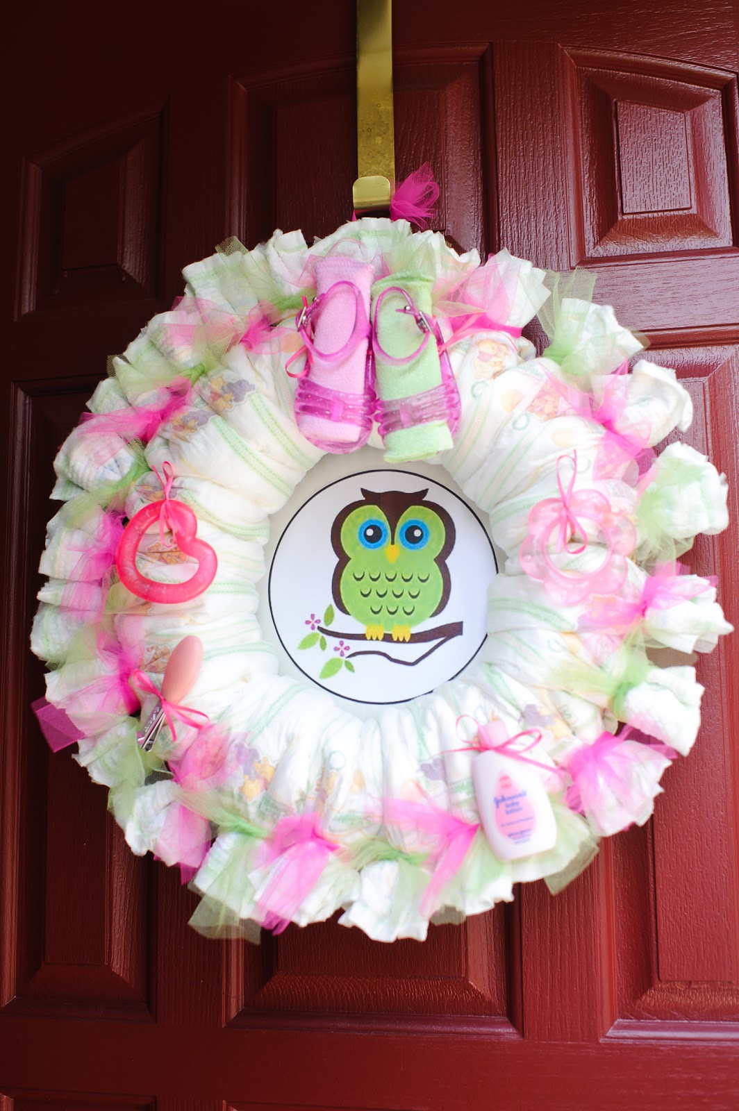 Pinterest Baby Shower Gifts
 The Mandatory Mooch Baby Shower Diaper Wreath
