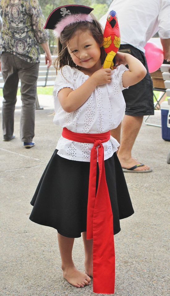 Pirates DIY Costumes
 little girl pirate costume in 2019