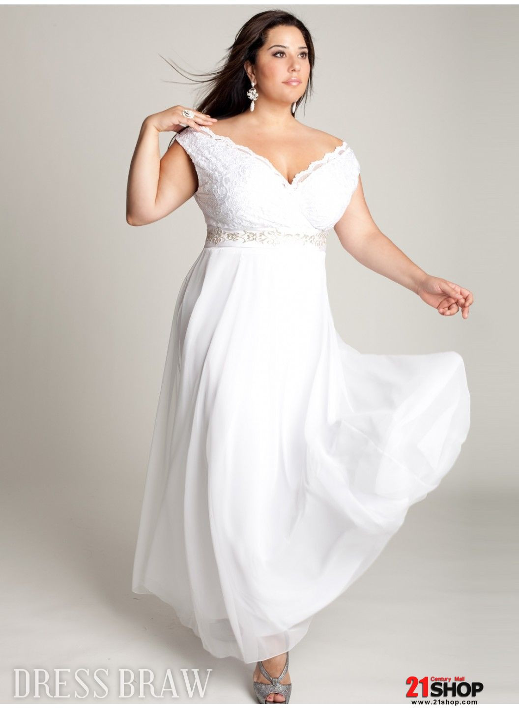 Plus Size Dresses For Wedding
 Peggyz Place Plus sized wedding gowns