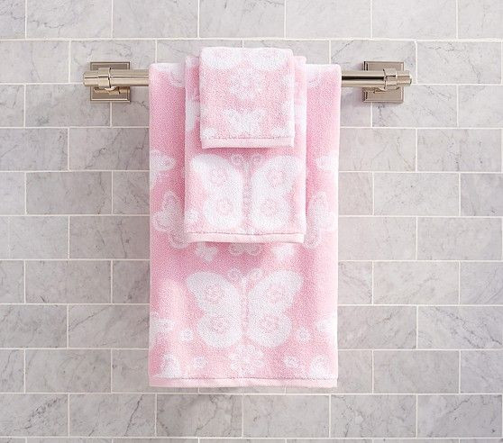 Pottery Barn Kids Bathroom
 24 best images about Bath Time for Baby Girls on Pinterest
