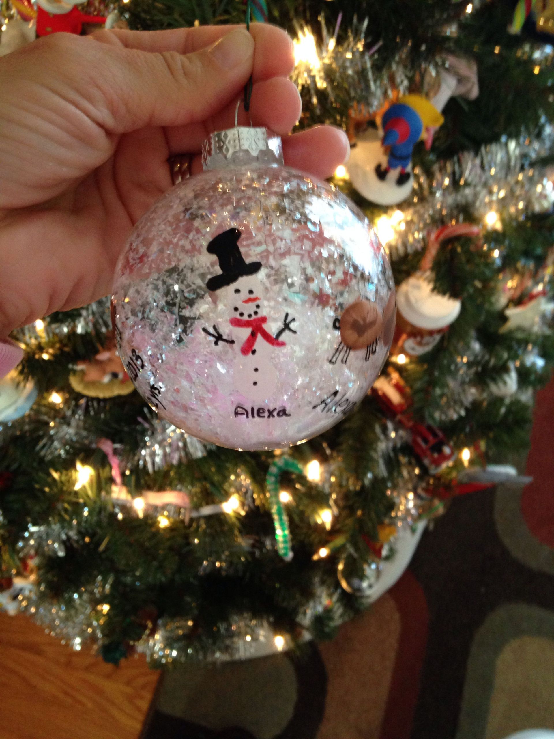 Preschool Christmas Ornament Craft Ideas
 DIY Christmas Ornament for kids we used thumb prints to