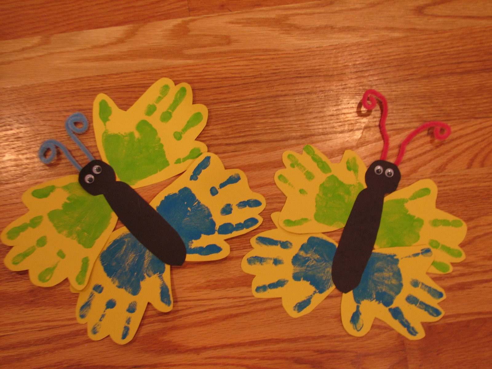 Preschool Spring Crafts Ideas
 Preschool Crafts for Kids Spring Butterfly Handprint Craft