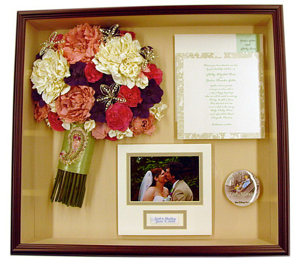 Preserve Wedding Flowers
 Wedding Bouquet Preservation Tips Before You Get to a Pro