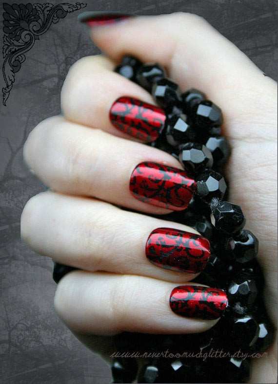 Press On Nail Art
 Japanese Nail Art Red Gothic Baroque Press Fake Nails