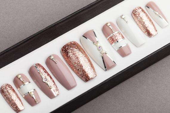 Press On Nail Art
 Luxury Rose Gold with White Press on Nails Rose Gold