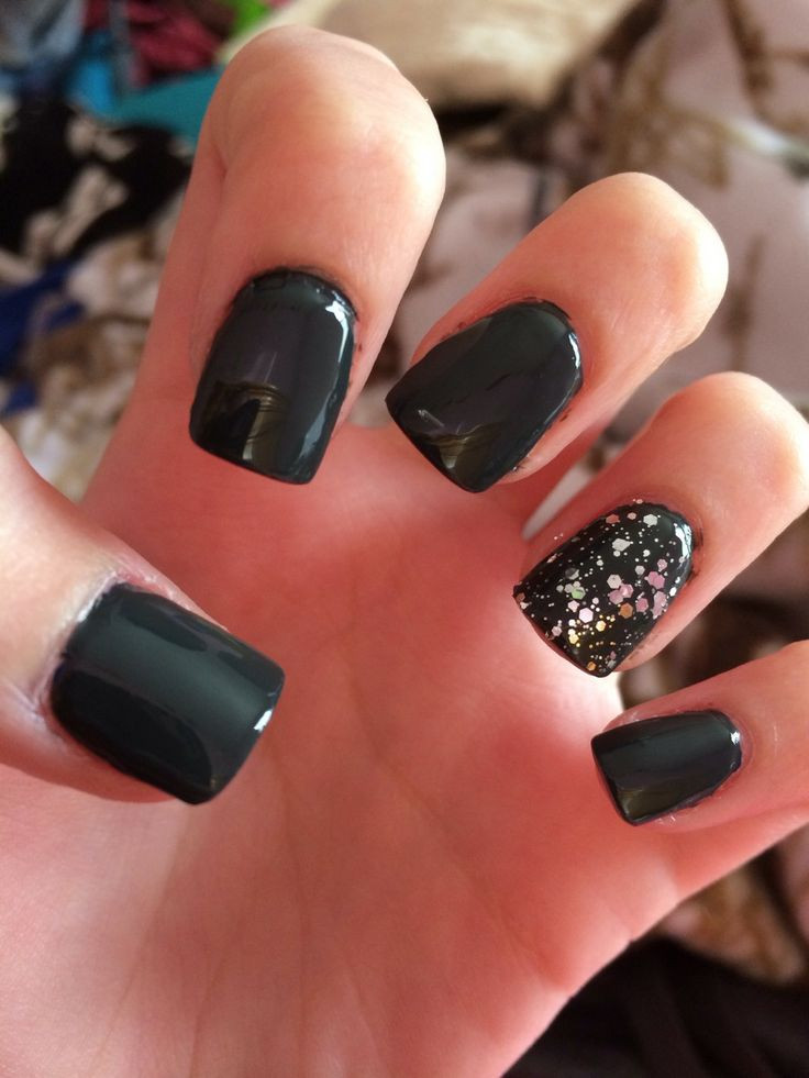 Pretty Black Nails
 Pin on nails