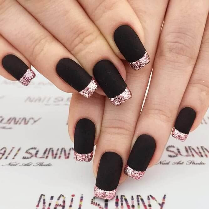 Pretty Black Nails
 50 Dramatic Black Acrylic Nail Designs to Keep Your Style
