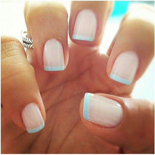 Pretty French Tip Nails
 Classic French manicure