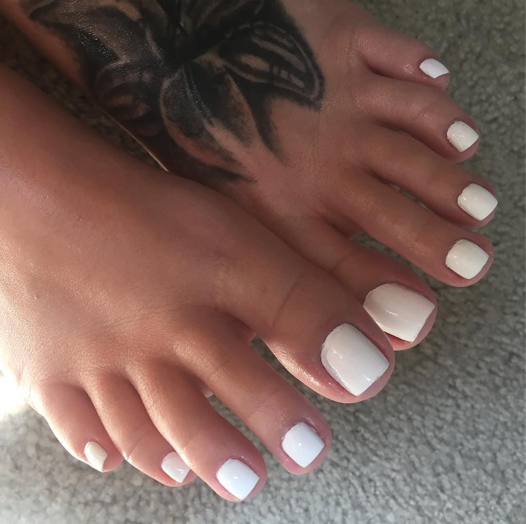 Pretty Nails Greenville Sc
 Taylors toes 👣 prettyfeet footfetishnation toesucking