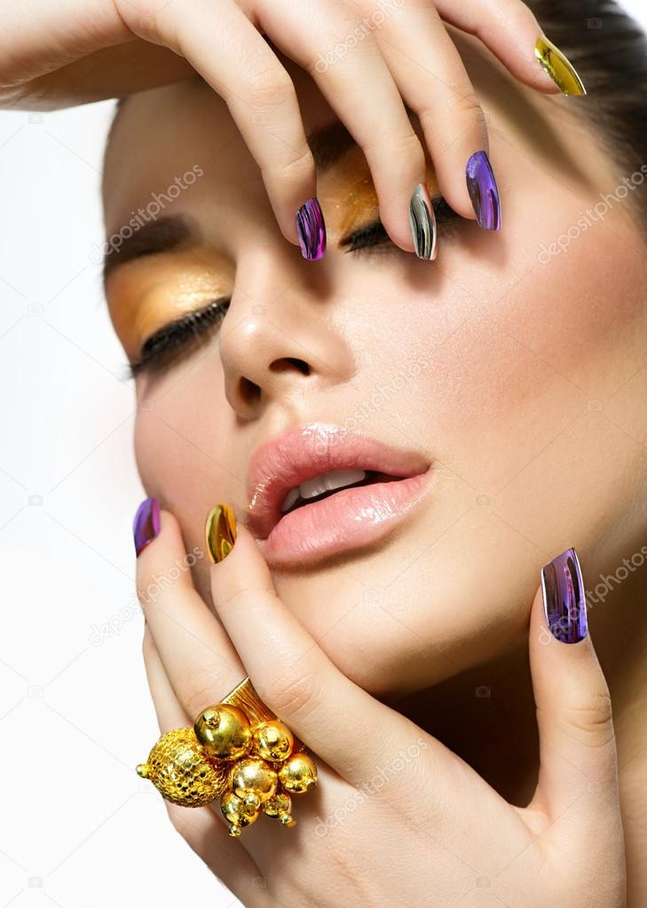 Pretty Woman Nails
 Mulher bonita unhas coloridas — Stock