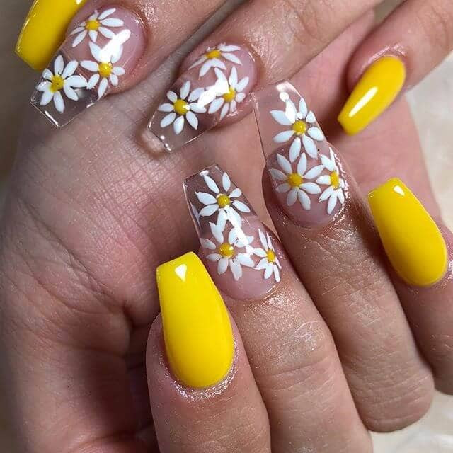 Pretty Yellow Nails
 50 Gorgeous Yellow Acrylic Nails to Spice Up Your Fashion
