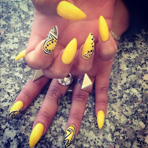 Pretty Yellow Nails
 Top Beautiful Nails