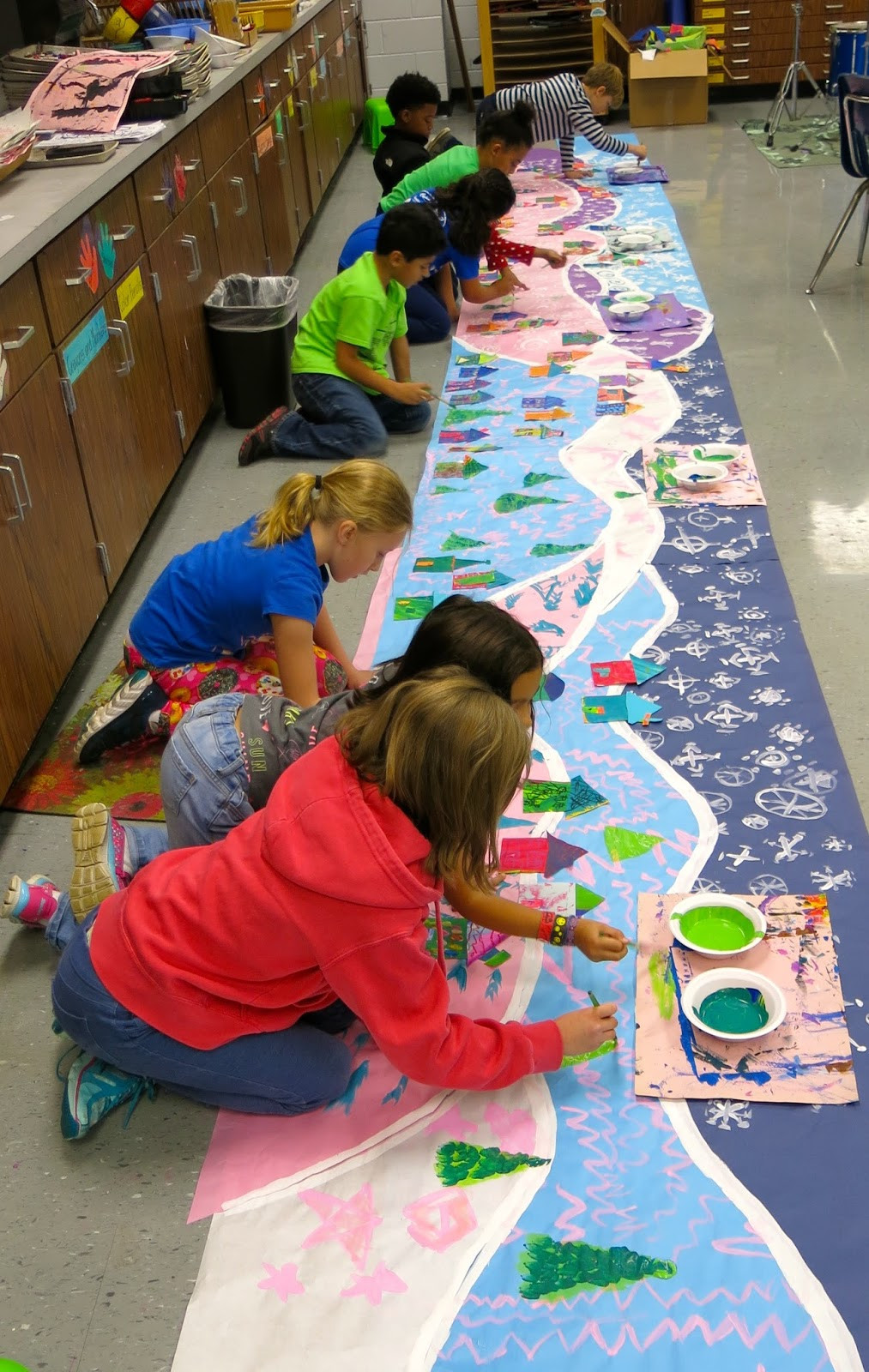 Project For Kids
 Cassie Stephens In the Art Room A Winter Mural Collaborative