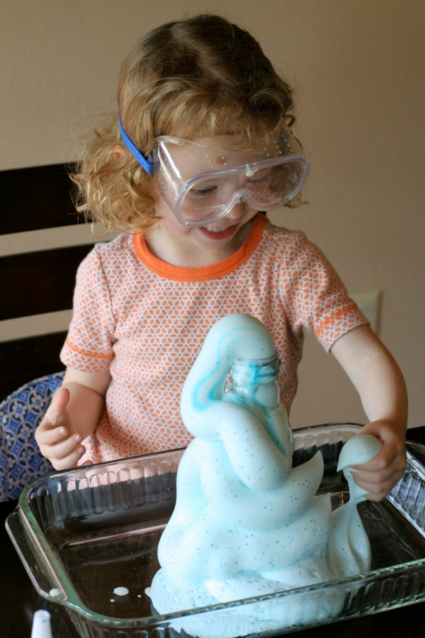 Projects To Do With Kids
 39 Easy Science Experiments for Kids