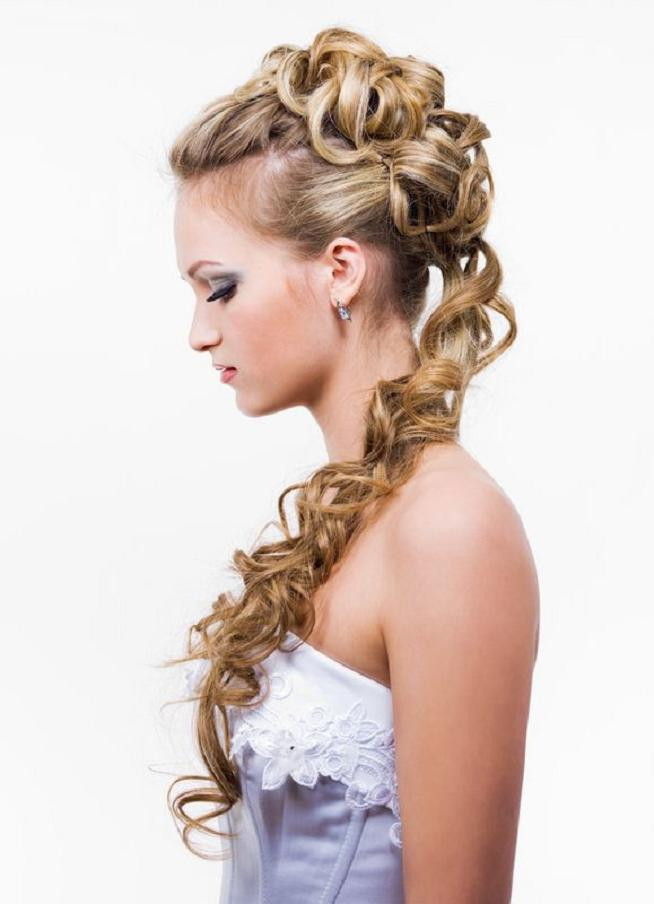 Prom Hairstyle Curly Hair
 Prom Hairstyles for Long Hair with Matching Dresses