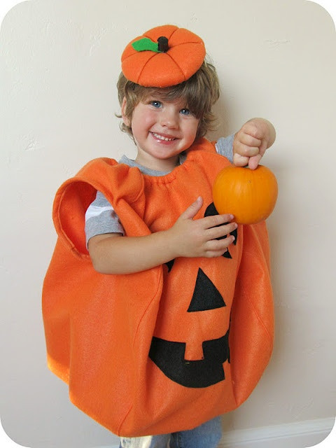 Pumpkin Costume DIY
 homemade by jill rollie pollie pumpkin no template except