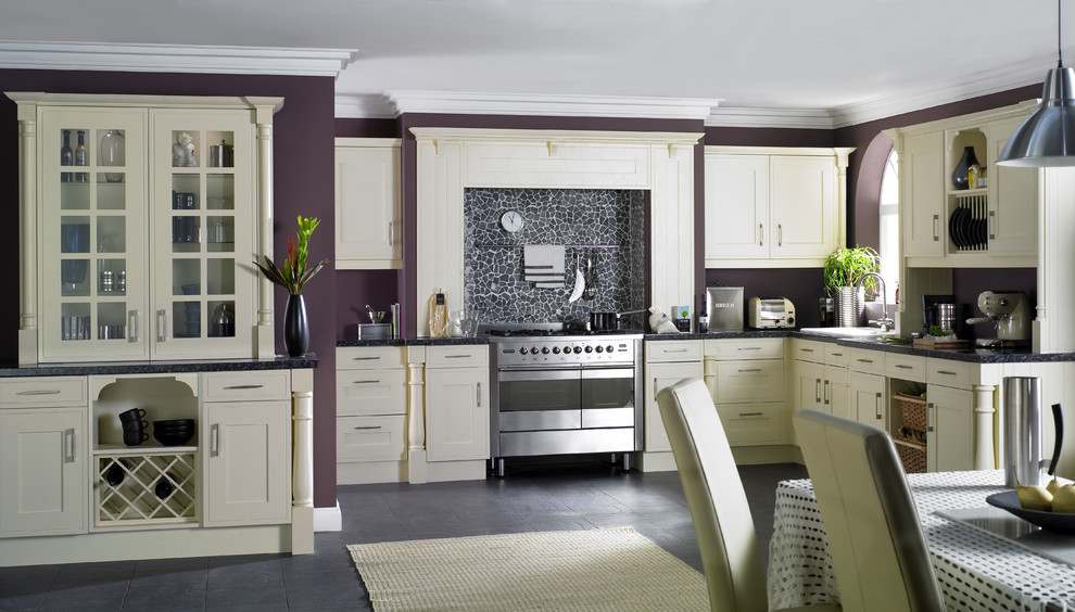 Purple Kitchen Walls
 Dazzling vinyl tablecloths in Kitchen Contemporary with
