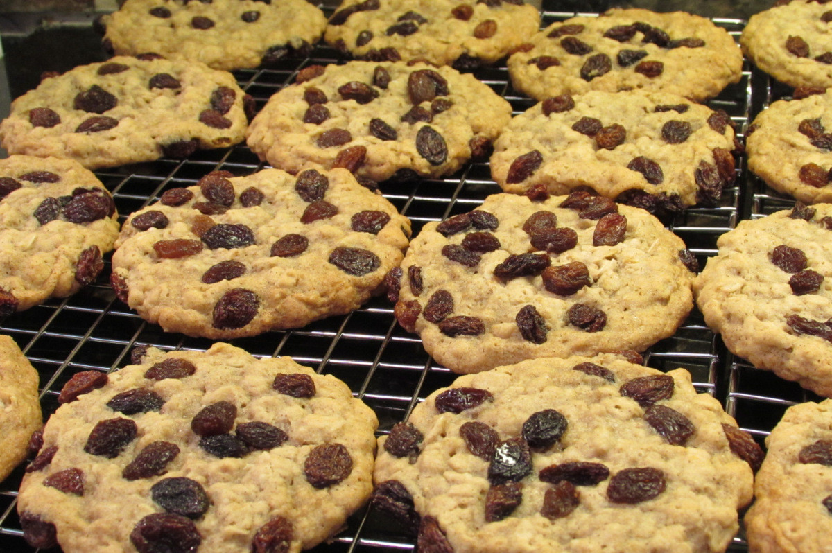 Quaker Vanishing Oatmeal Cookies
 Oatmeal Raisin Cookies and the Quaker Oats Vanishing