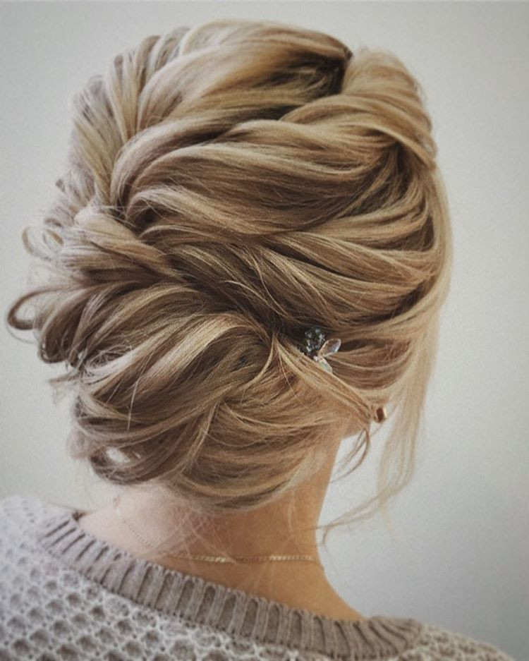 Quick And Easy Wedding Hairstyles
 Easy and Pretty Chignon Buns Hairstyles You’ll Love to Try