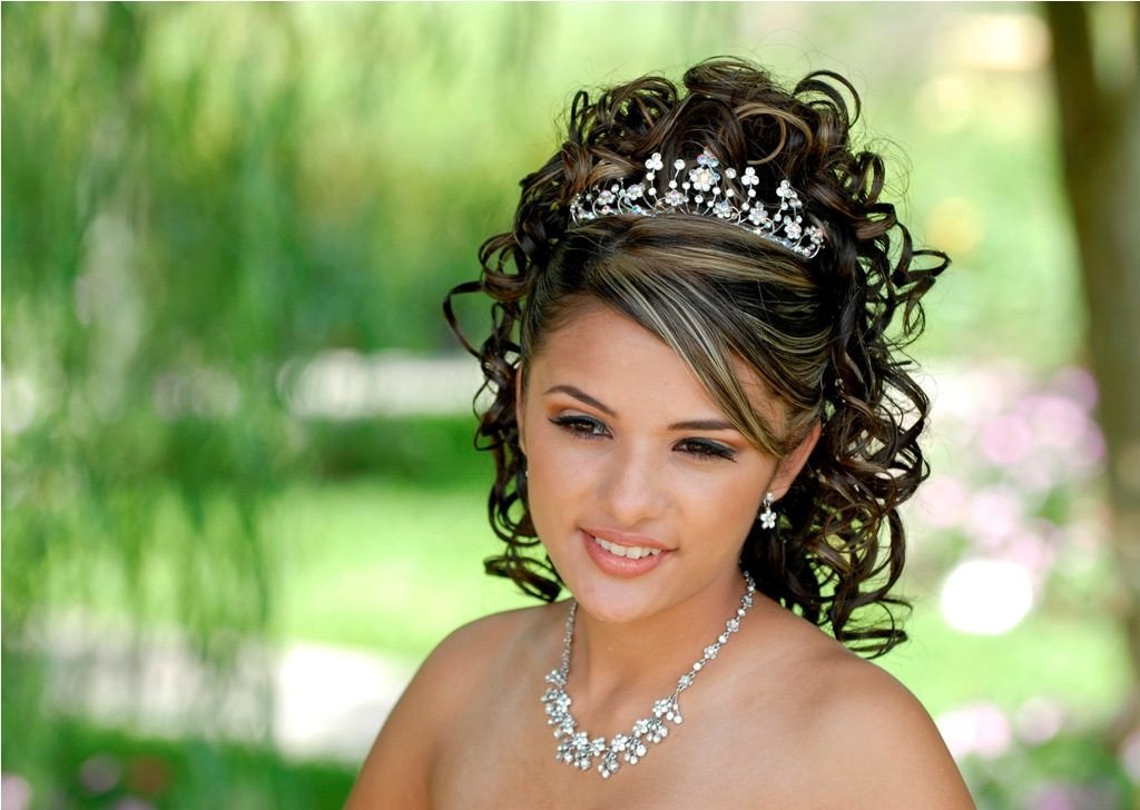 Quinceanera Hairstyles Updos
 25 Quinceanera Hairstyles for Girls