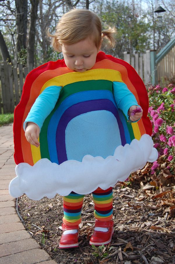 Rainbow Costume DIY
 rainbow Halloween costume