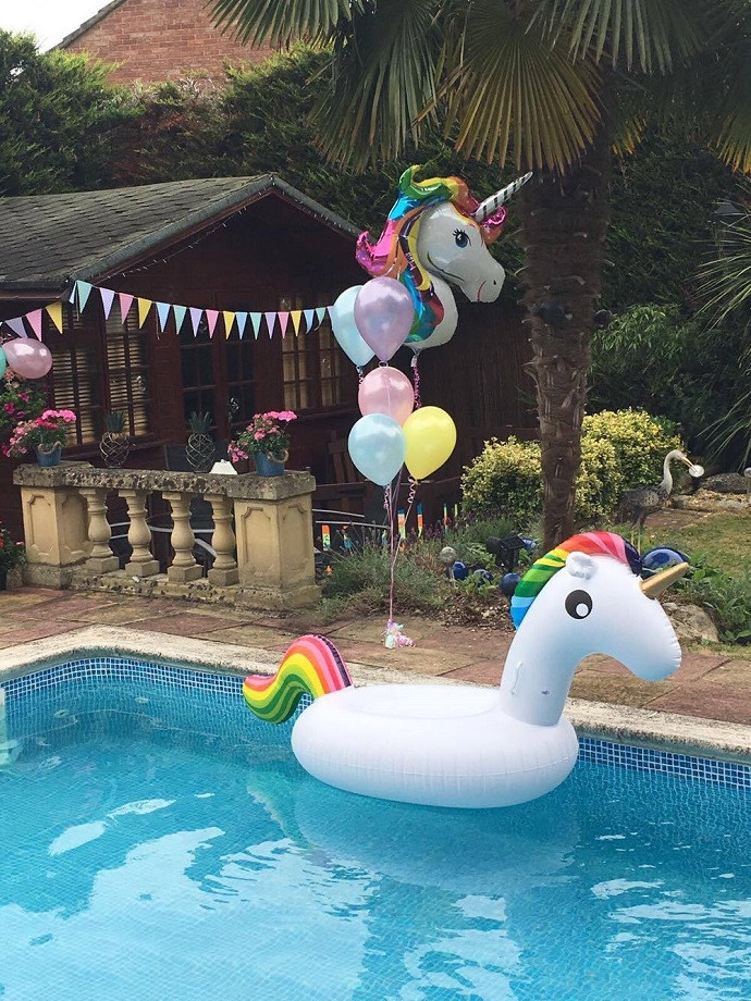 Rainbows And Unicorns Pool Party Ideas
 The 10 Best Unicorn Parties of 2017