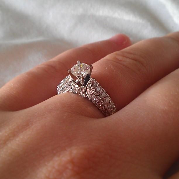 Real Diamond Wedding Rings
 Fake versus Real Diamonds The Big Difference