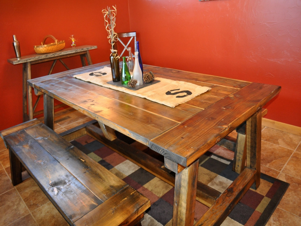 Reclaimed Wood Bench DIY
 Small farm table benches made from reclaimed wood