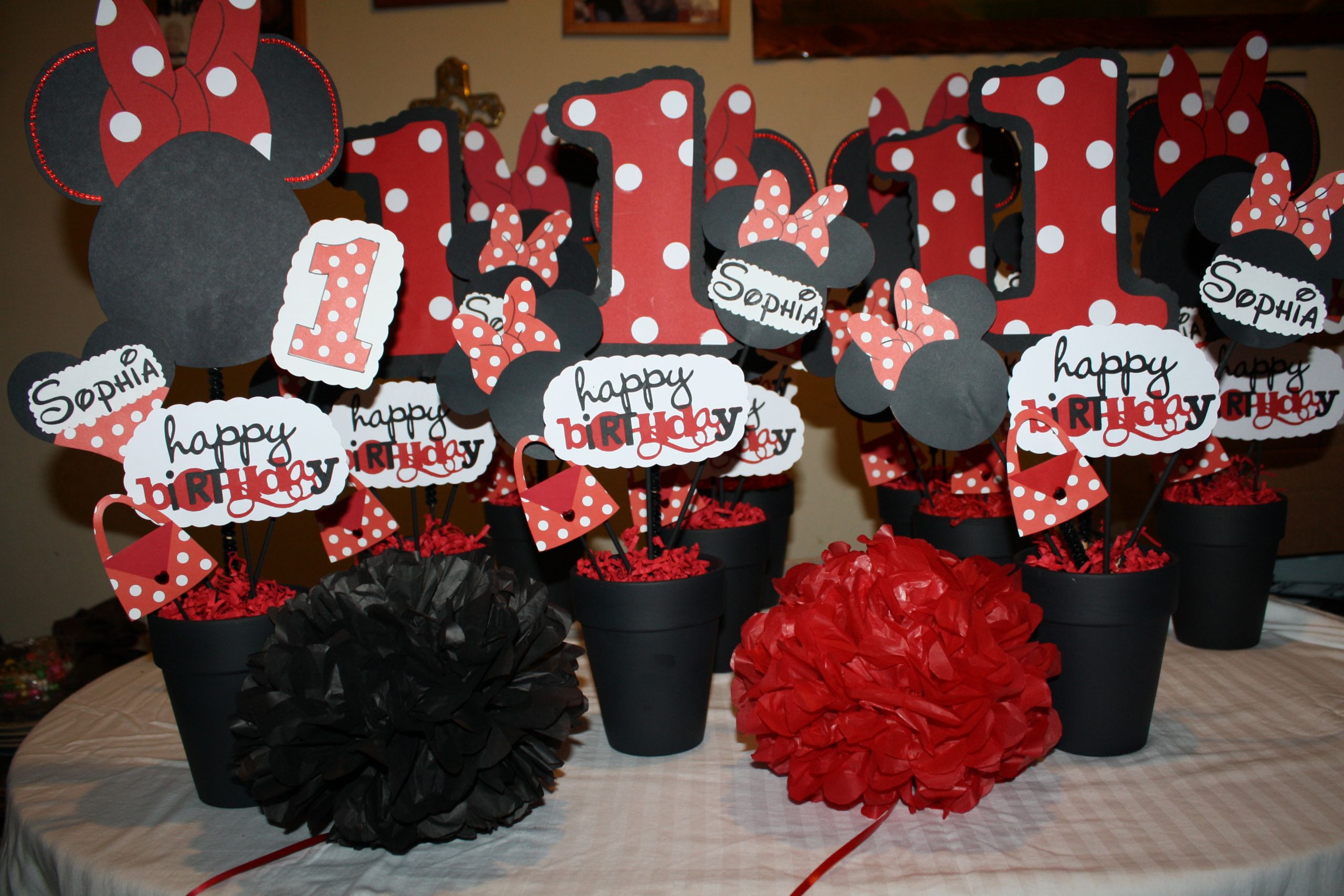 Red Minnie Mouse Birthday Decorations
 MINNIE MOUSE CLASSIC RED AND WHITE GOODIES