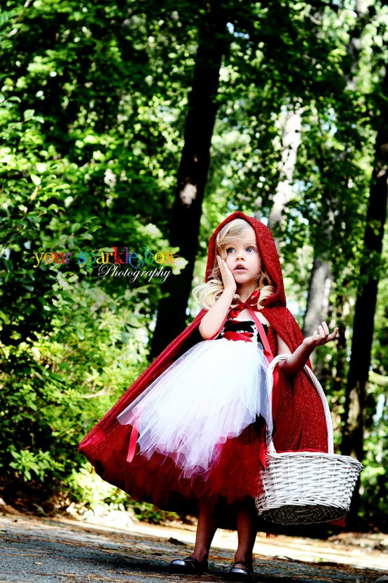Red Riding Hood Costume DIY
 Forever Fairytales DIY Halloween Costumes Too Cute