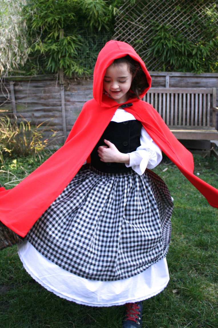 Red Riding Hood Costume DIY
 Little Red Riding Hood costume for World Book Day – Made