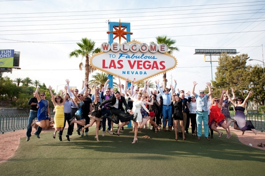 Renew Wedding Vows In Vegas
 10 Years A Creative Playful Vegas Style Vow Renewal